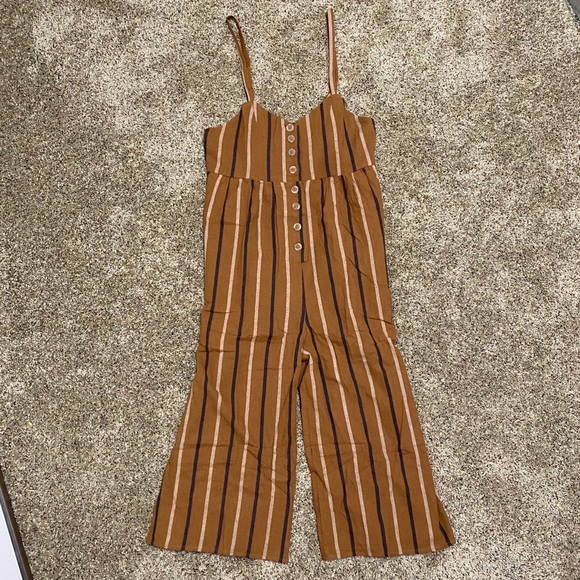 NEW Forever 21 Jumpsuit - Picture 4 of 7